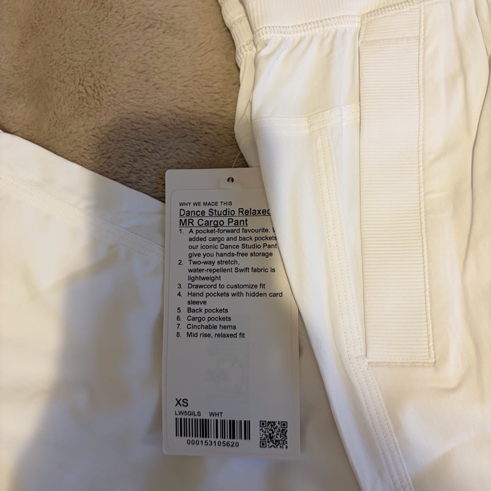 Lululemon Dance Studio Relaxed-Fit Mid-Rise Cargo Pant - Picture 3 of 3